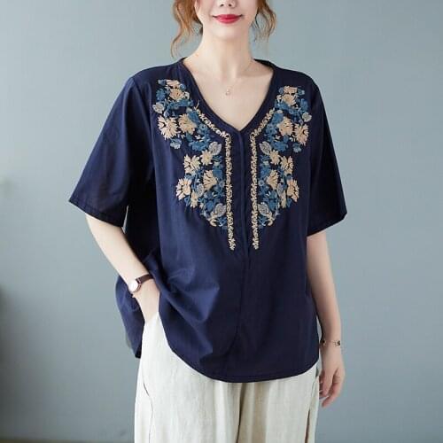 Causal loose cotton shirts ladies shirts short Sleeve Womens Blouses Vogue floral embroidery Shirts Tops Blusas Mujer