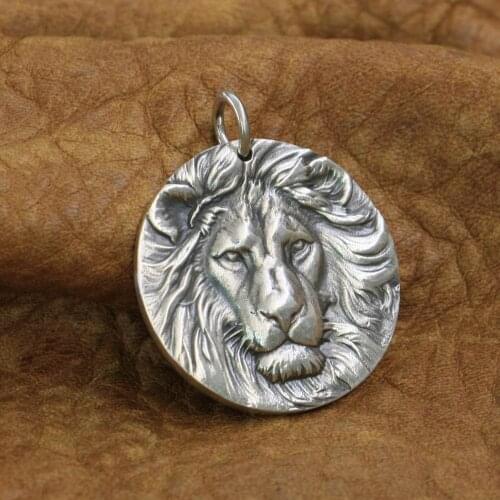 925 Sterling Silver Relief Lion Pendant Fashion Punk Pendant TA228 Diameter 33mm