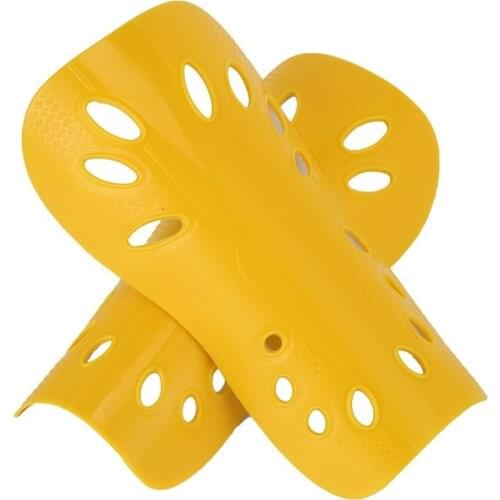 1 Pair Adults/kid Shin Pads Soccer Guards Leg Protector Eva Outdoor Sport Leg Protective Gear Breathable Football Shin Guard