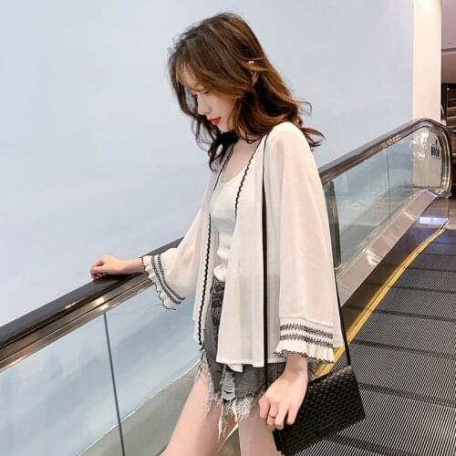 White Women Capes Thin Jacket Wraps Chiffon Shrugs Bridal Bolero Shawl and Wraps Evening Beach Cover Up Summer Shrug