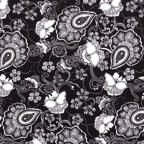 1 Yard Cotton Poplin Fabric for Sewing Patchwork, Dress, Cloth - White Flowers on Black Background (width=140cm)