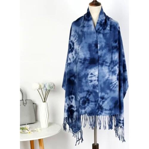 Fashion Floral Printed Viscose Hand Feeling Hijab Women Autumn Winter Muslim Tassels Scarves High Quality Shawl Friendship Gifts