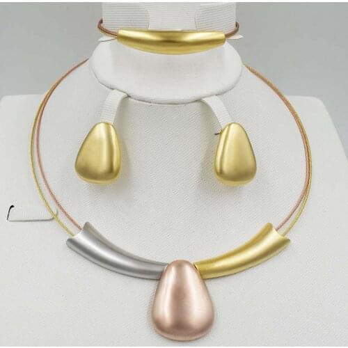 2020 New Top Quality Italy Dubai Jewelry Set For Women Fashion 3 Color Fine Bracelet Earring Necklace Sets