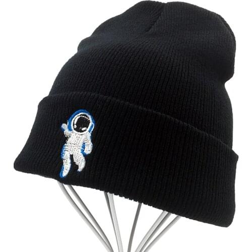2021 Autumn/Winter New Solid Color Knitted Hat Womens Cap Mens Cap Beanies Fashion Warm Cartoon Spaceman Embroidery