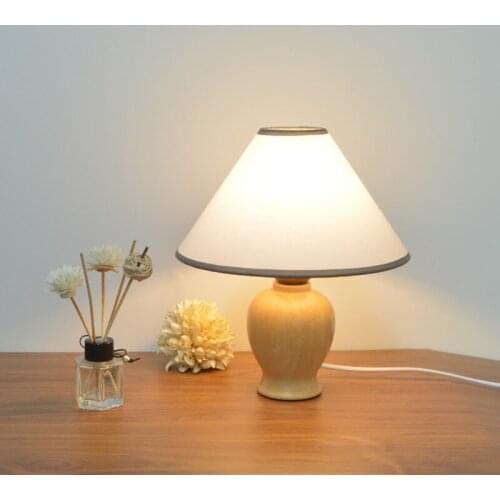 Modern Bedside Lamp Nightstand Lamp Warm Lighting Wooden Base LED Desk Lamp With Fabric Shade For Living Room Bedroom Hotel