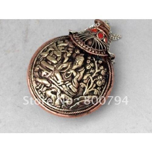 Collections Qing Dynasty silver snuff bottle,Carved figures