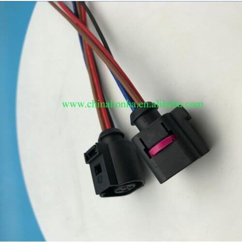 Water Temperature Sensor Switch Plug Connector 4 Pins Wiring Harnes 4B0 973 712