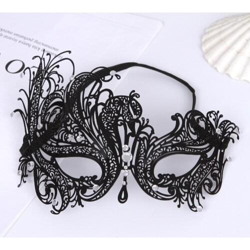 2021 New Mysterious Girl Mater Black Fancy Ball Mask for Woman Mysterious Sexy Imitation Stones Meter Cosplay Sexy Girl Mask