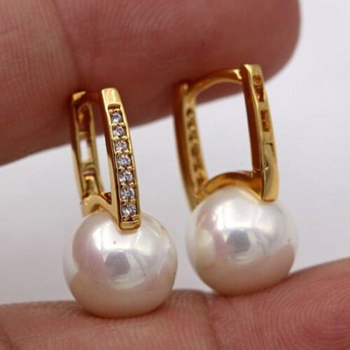 Simple and exquisite S925 gold pearl geometric jewelry ladies engagement wedding Valentines Day gift earrings