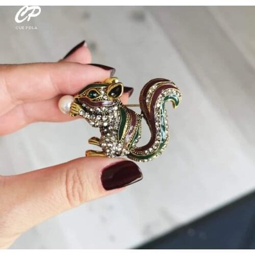Creative Squirrel Pearl Brooch Corsage Animal Coat Sweater Lapel Brooches For Wedding Party Jewelry Gift