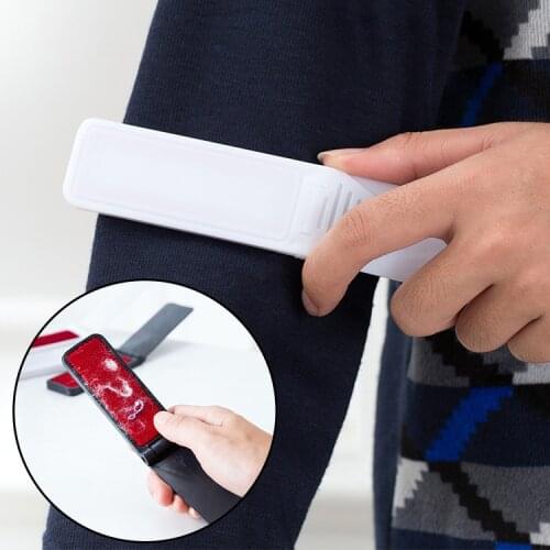 1pc Plastic Fluff Fabric Clothes Dust Brush Pet Hair Remover Dry Clean Swivel Wheel Dry Clean Swivel Wheel Clothes Dust Brush