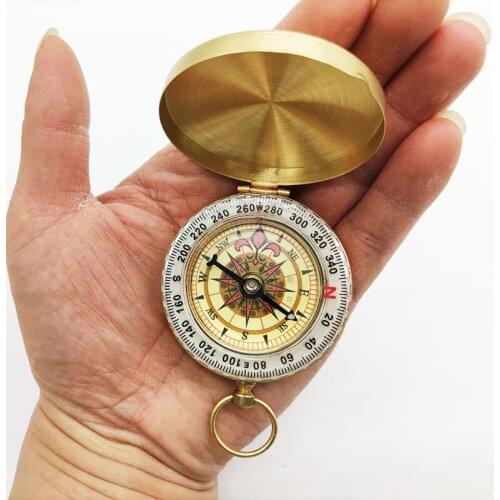 Outdoor mountaineering multi-functional cover with luminous pure copper retro clamshell survival finger north and south needle