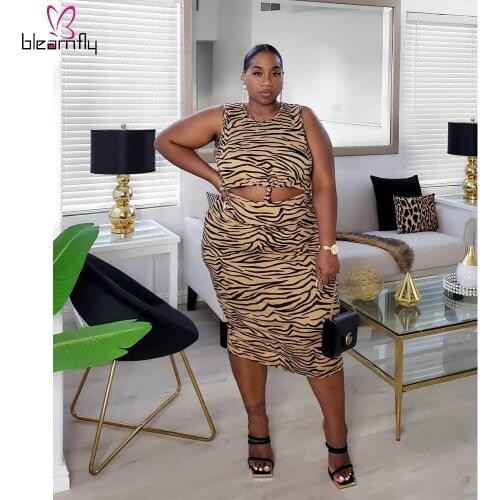 Plus Size Two Piece Set Women Crop Top + Skirts Bodycon Leopard Printed Sexy Night Club Party 2 Piece Vintage Outfits 4XL