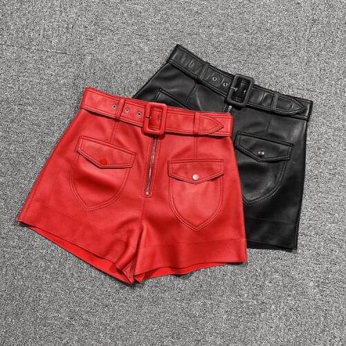 Spring 2021 New Designer Womens High quality genuine leather High-rise Shorts A623
