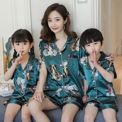 2021 New Pajamas Set for Family Summer Cartoon Mommy and Me Loungewear Kids Homewear Short Sleeve Boy & Girl Pyjama Outfits Suit