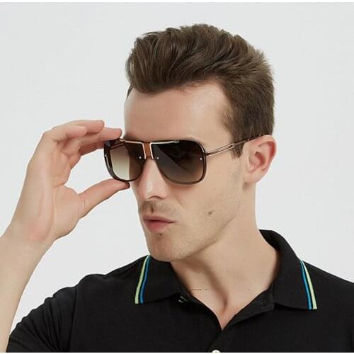 2020 Classic Vintage Pilot Sunglasses Men Fashion Brand Design Driving Goggle Gradient Lens Rivet Sun Glasses For Male UV400
