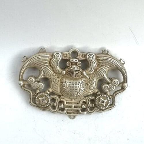 YIZHU CULTUER ART Collection Old Chinese Tibet Silver Carving bat Amulet Pendant Decoration