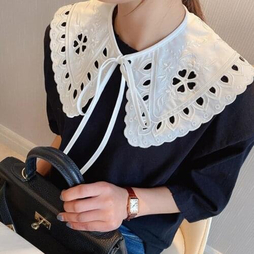 Korean Women White Cotton Fake Collar Shawl Wrap Hollow Out Floral Fish Scales Necklace Scarf Embroidery Decorative Short