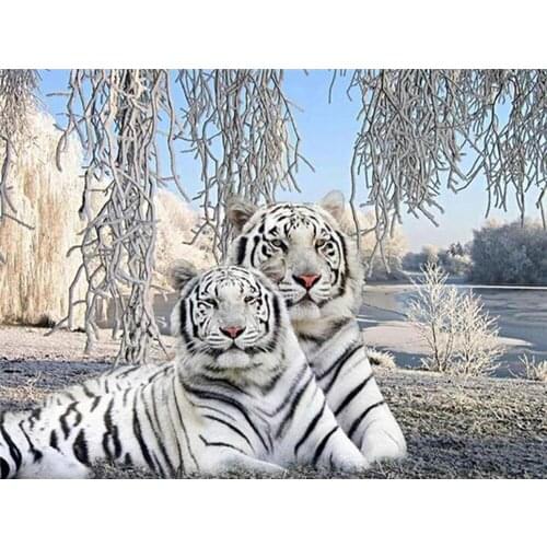 5D DIY Embroidery Cross Stitch Full Square Tiger Friends Mosaic Diamond Painting Animals Winter Modular Pictures