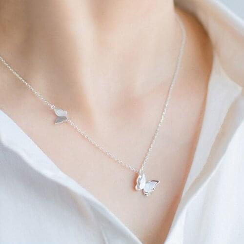 Women Girls Double Butterfly Chain Necklace Decorative Butterfly Necklace Clavicle Necklace Sweet Jewelry accessories