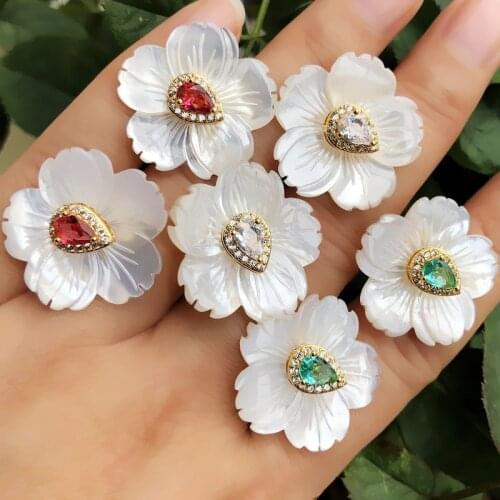 Natural Shell Earrings For Women Water Drop Green Crystal stone Flower Stud Earring Brincos Statement Ear Jewelry Bridal Earring