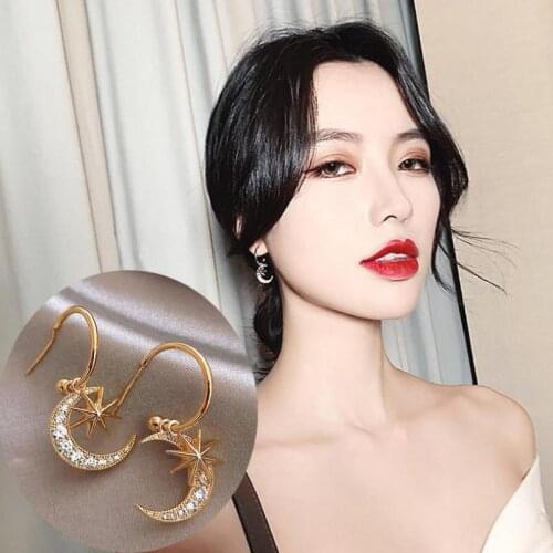 European And American Elegant New Star Moon Earrings Female Moon Star Creative Simple Imitation Rhinestone Earrings Wholesale