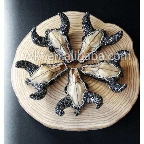 WT-NP120 Tibetan rhinestone paved buffalo horn pendant boho jewelry pendant