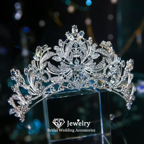 CC Bridal Crowns Women Hairband Wedding Hair Accessories Engagement Jewelry European Style Headdress Flower Shape Headpiece QS78