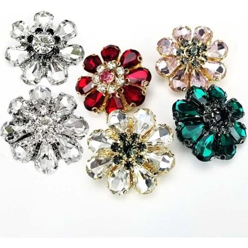 1Pcs/lot 31mm High-end large rhinestone decorative metal buttons cashmere fur coat jacket dress female collar buttons C190