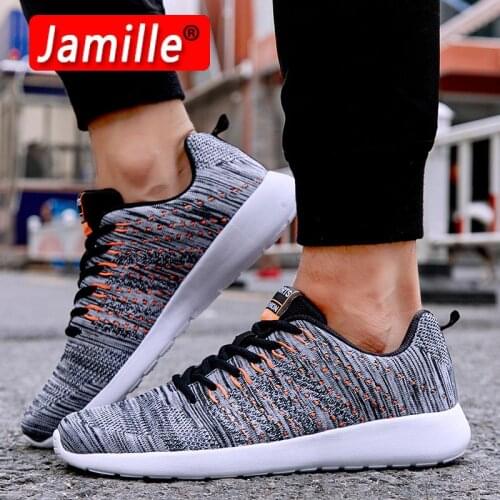 2021 Comfortable Mens Jogging Shoes Trend Light and Breathable Walking Shoes Mens Sports Shoes New Fashion Design Mens Runnin