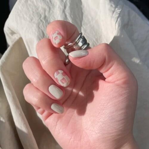 24Pcs Detachable Checkerboard White False Nails Wearable Nail Art ​Full Cover Nail Tips Press On Nails Fake Nail With Design NN