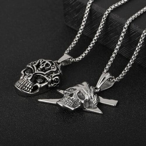 European and American domineering pendant retro old personality domineering pirate totem mens titanium steel pendant
