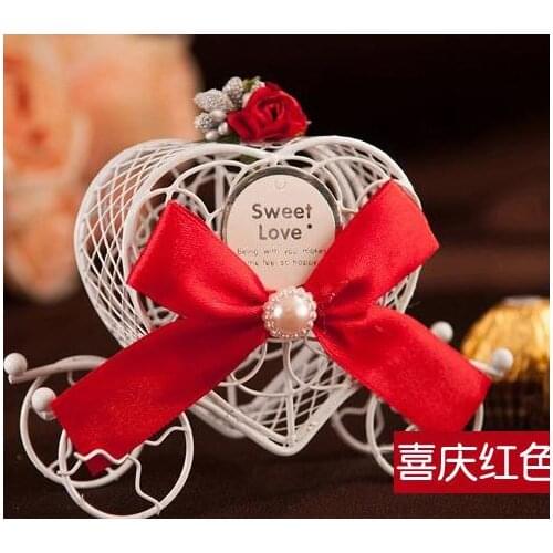 Metal White Carriage Candy Chocolate Box Girls Princesses Birthday Party Sweets Box Wedding Favours Decoration Shower Gift Wrap