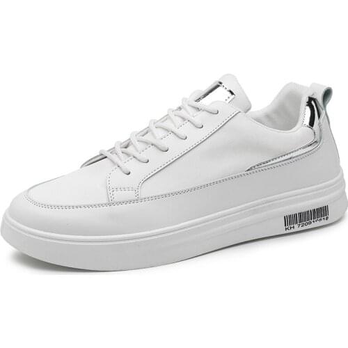 Men Casual Skateboard Shoes Fashion Flat Heels Breathable Antiskid Sneakers 2021 Trend Spring Autumn Male Low-Top Shoes 39-44