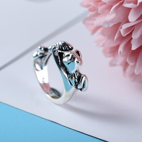 1pcs Adjustable Knitting Loop Crochet Cat-Shaped Loop Knitting Tools Ring Finger Wear Thimble Yarn Guides Sewing Accessories