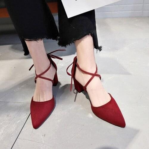 2021 spring and autumn girls Korean fashion soft fairy style female thick-heeled pointed strap high-heeled shoes Baotou