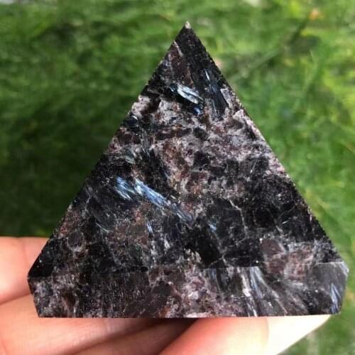 Natural Fireworks Crystal Pyramid Shaped Energy Heals Mineral Stone Home Office Decoration 1pc 55-60mm