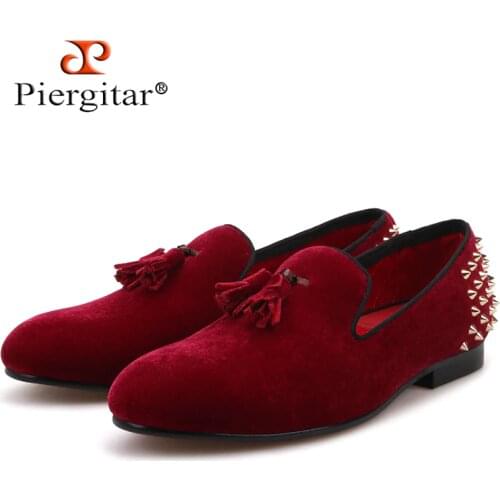 Piergitar brand burgundy color men velvet shoes of tassel and spikes Party and Wedding mens dress shoes plus size men loafers