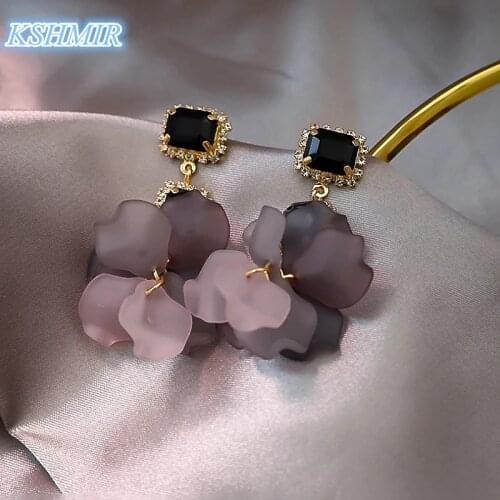 Kshmir Korean Elegant Irregular Acrylic Flower Petal Long Drop Earring 2021 Trendy Sweet Flowers Earrings for Women Jewelry Gift