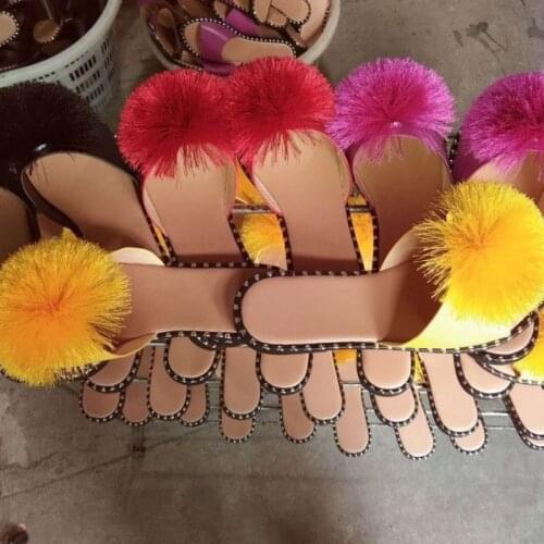 2021 Ladies Faux Fur Slippers Spherical Flat Non-slip Open Toe Furry Shoes Outdoor All-match Fashionable Female Fluffy Sandals