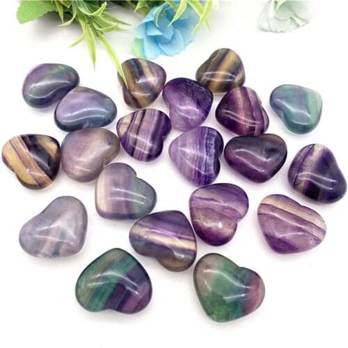 Drop Shipping 1pc Natural Colorful Fluorite Heart Shaped Quartz Crystal Healing Stones Decoration Natural Stones and Crystals