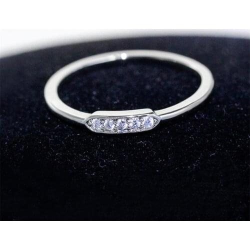 Women Ring Fashion Simplicity Glamour Couple Wedding Ring Designed For Women Give Girl Gift Silver Plated Cubic Zirconia Ring