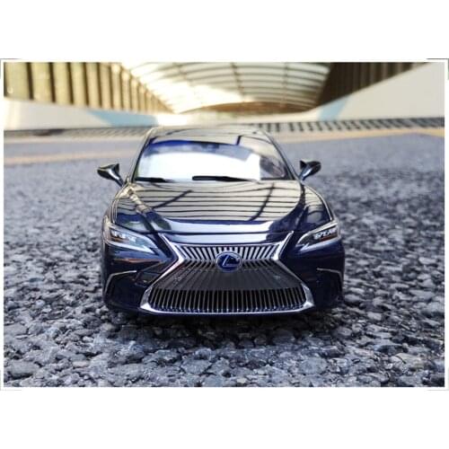 1:18 For Toyota Lexus ES300 ES300h Diecast Model Car hobby Gifts Collection Ornament Display Blue/Red/White Metal,Plastic