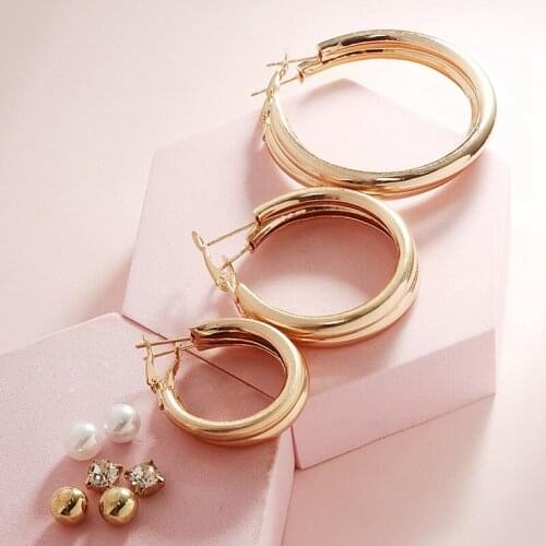 Set of 6 Exaggerated Bold Circle Popular Crystal Pearl Exaggerated Big Ring Earrings Ear Stud Trendy Earrings Women