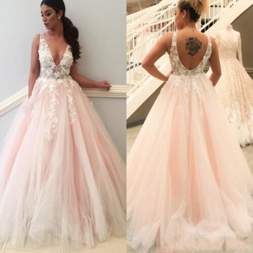 2021 Blush Pink 3D Flowers Wedding Dresses Lace V Neck Open Back Sheer Straps Bridal Gowns Appliques Petals Long Summer Beach