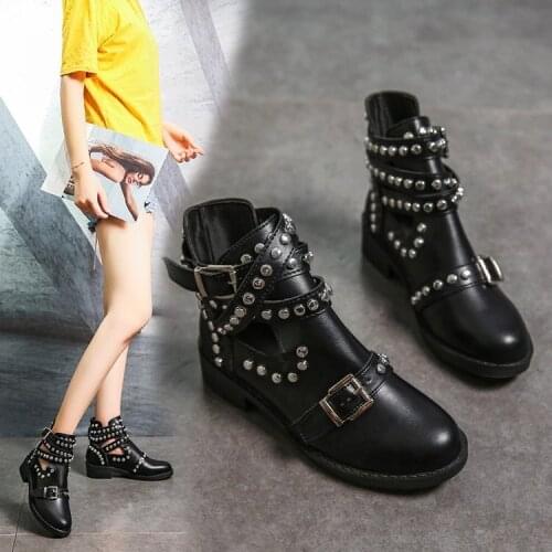Winter Punk Rivet Martin Boots Women Round Head Toe Leather Booties Studded Thick Low Heels Chelsea Ankle Plush Shoes 35-43