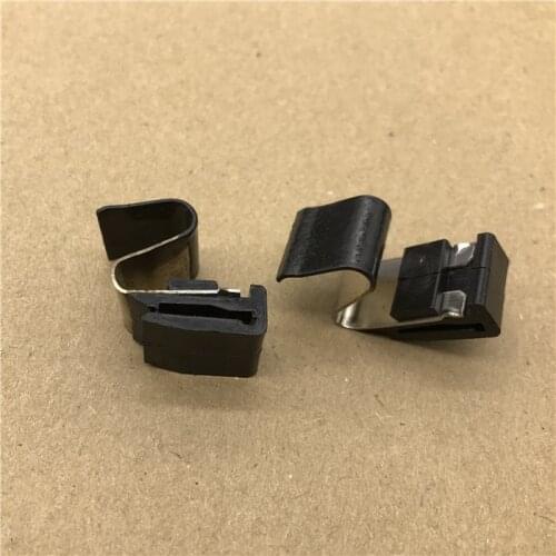Fit for Pajero V73V77V93V97 mitsubishi gas tank cover spring open shrapnel tank cover clip 1pcs