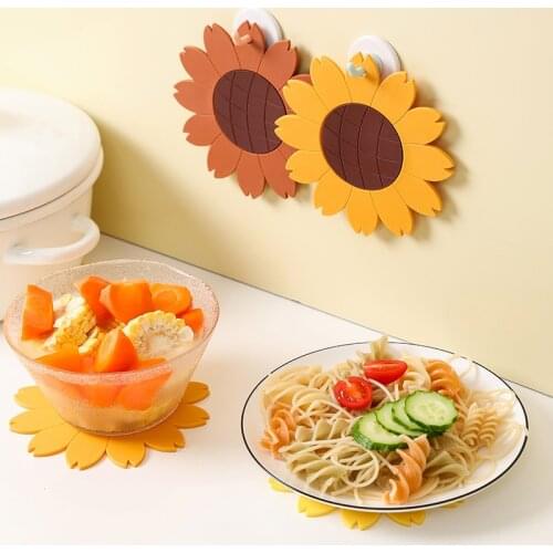 15CM 19.5CM Sunflower Insulation Pads Coaster Table Mat Kitchen Bowl Pot Mats