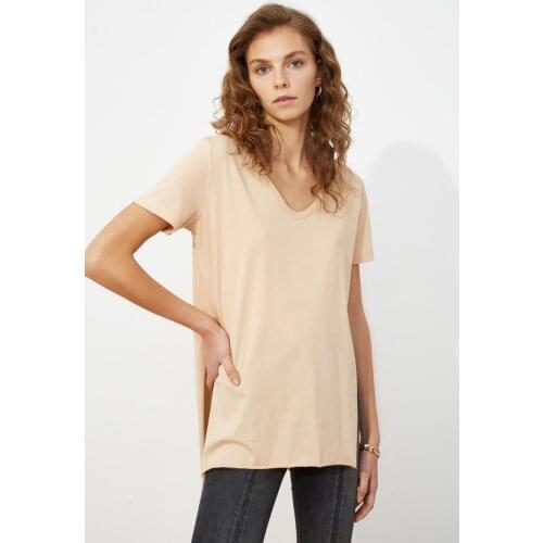 Trendyol V-Neck Asymmetrical Knitted T-Shirt TWOSS20TS0927