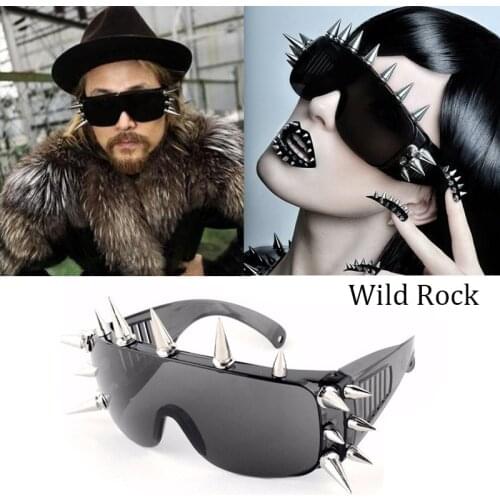 2020 New Rivet Spike Decoration Wild Rock SteamPunk men/women Sunglasses Cool Fashion Stage Bar Party Sun Glasses Oculos De Sol